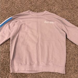 Buc-ee's Lavender Sweatshirt with Blue Accent